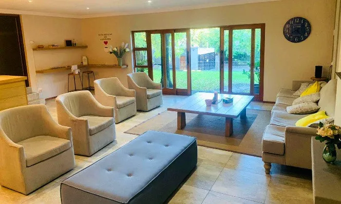 2-Hour Deluxe Pamper Package for 2 incl Mocktail