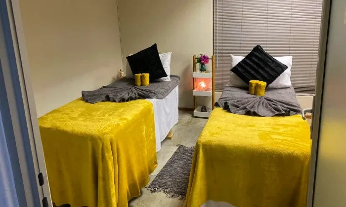 2-Hour Deluxe Pamper Package for 2 incl Mocktail