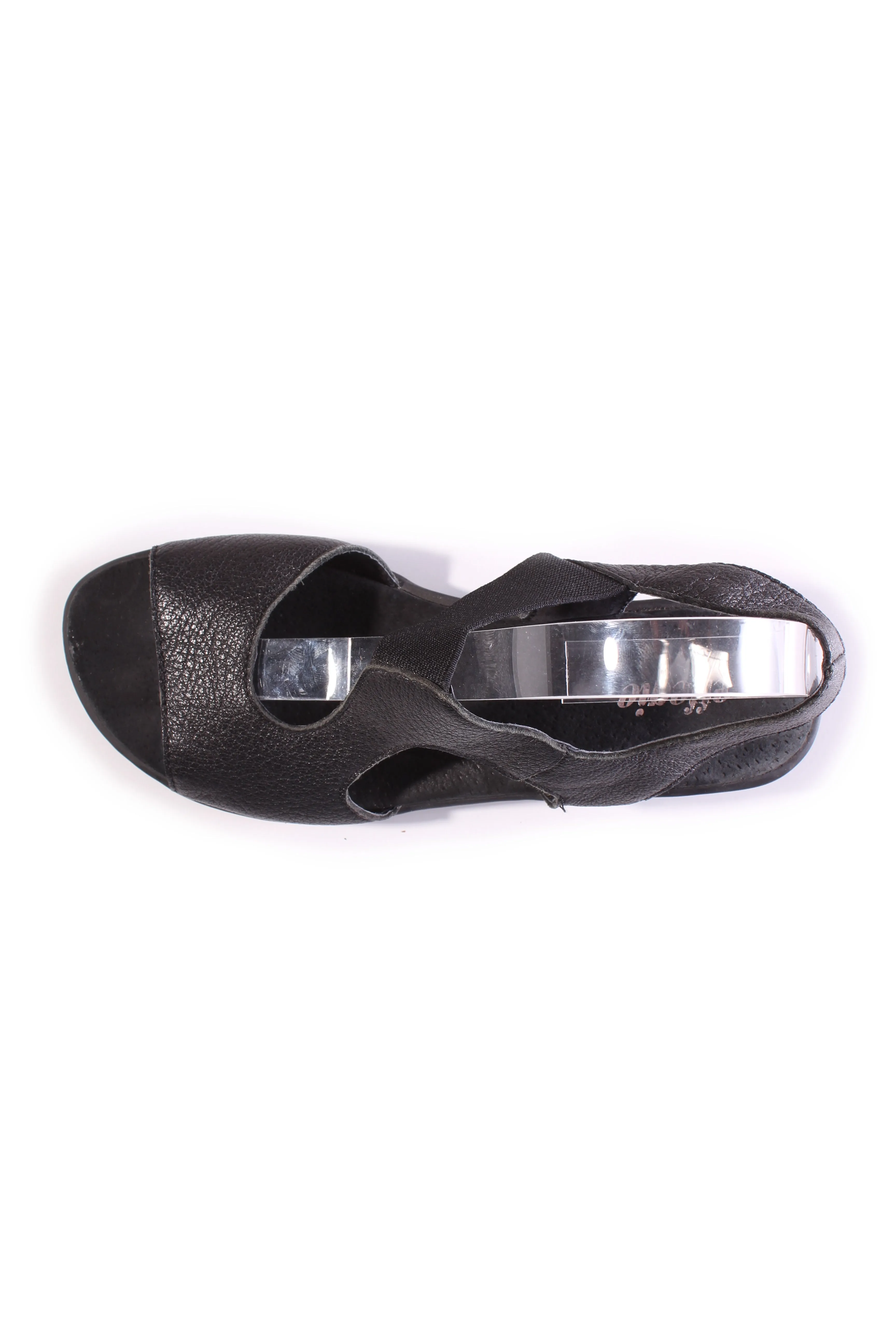 EFFEGIE - Soft leather   elastic sandals!  38