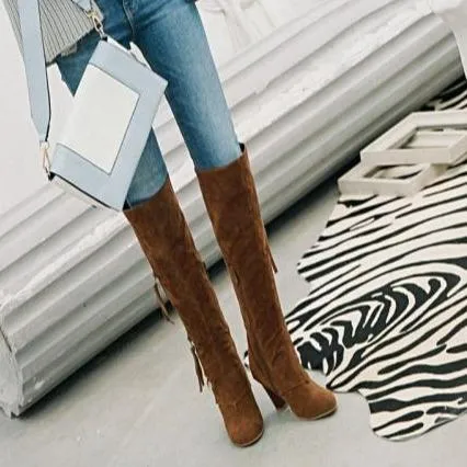 Slim fit side zip  chunky high heel knee high boots for women